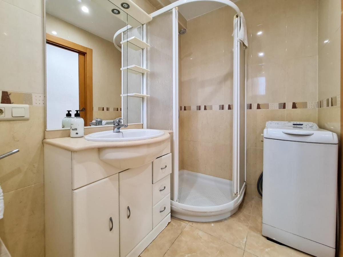 Apartamento Esturion Apartment เบนิดอร์ม ภายนอก รูปภาพ